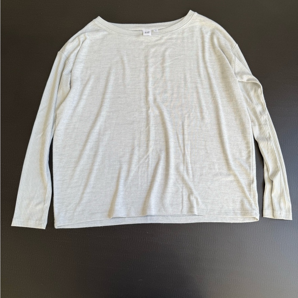 GAP Heather Gray Knit Sweater